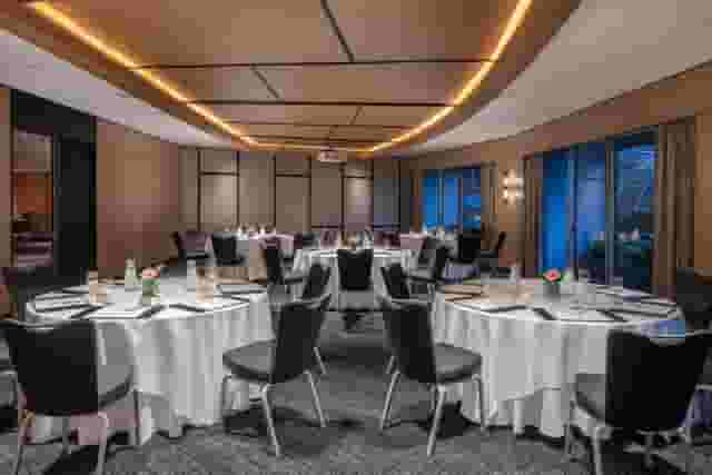Fairmont Executive Meeting Rooms