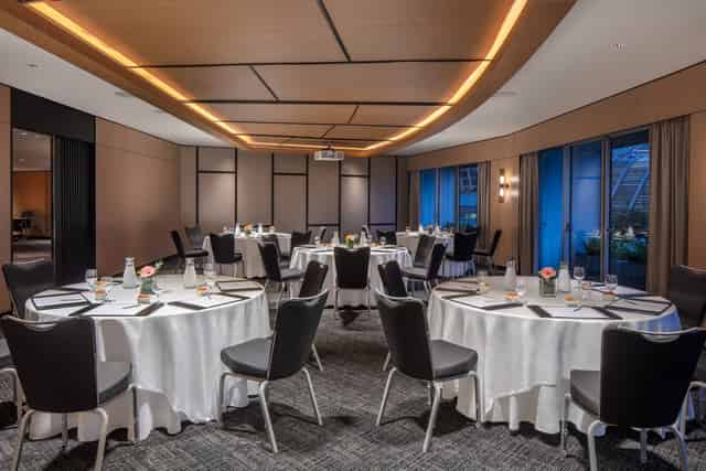 Fairmont Executive Meeting Rooms