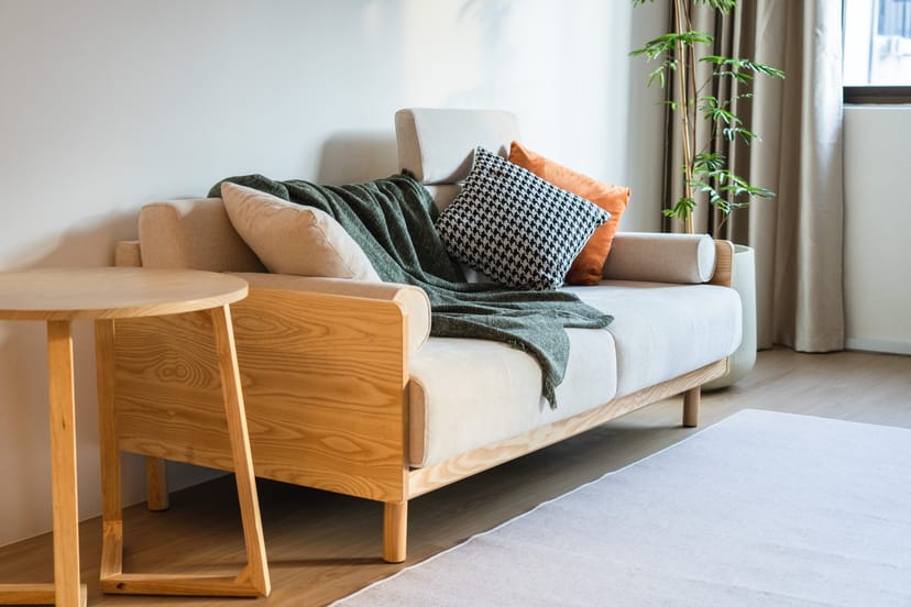 Cozy lounge in The Teahouse Studio for informal meetings and creative brainstorming.