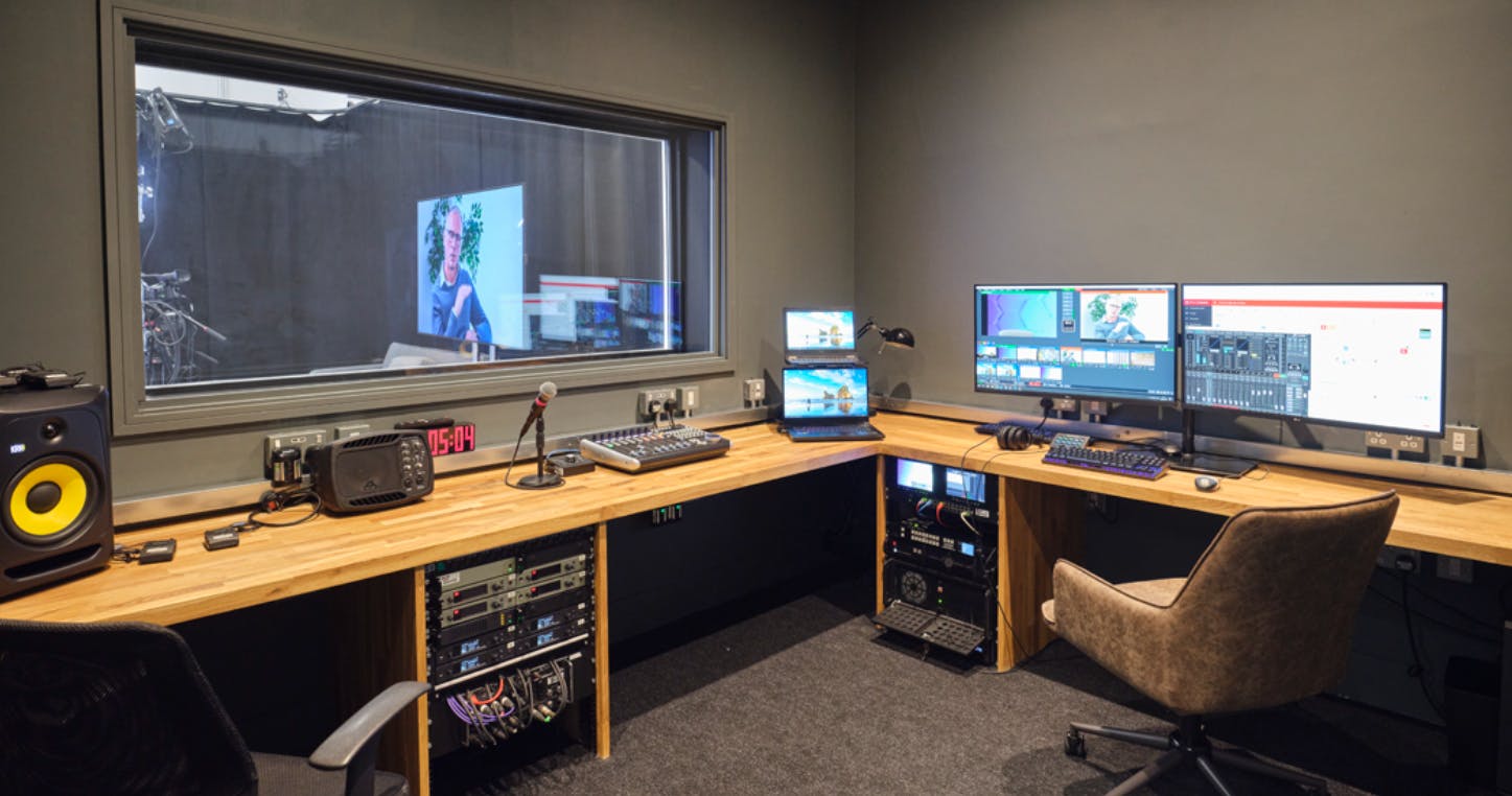 Modern control room in Studio EC4 for live events and video streaming.