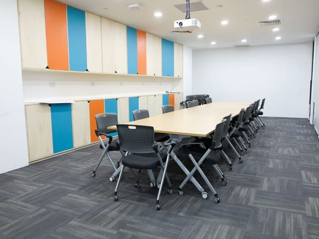 Meeting Rooms