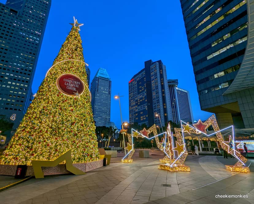 Christmas tree in LEVEL3's Square, perfect for festive events and gatherings.