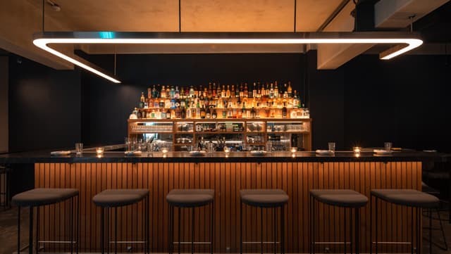 Bar Front