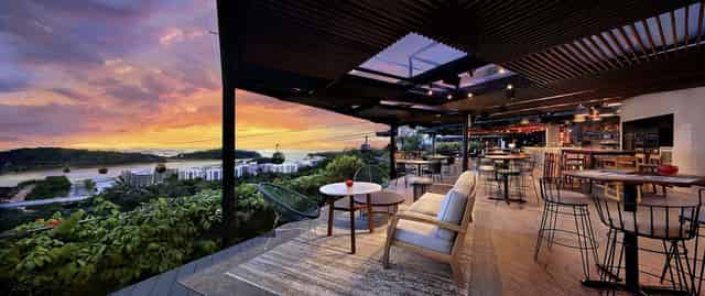 Outdoor Bar