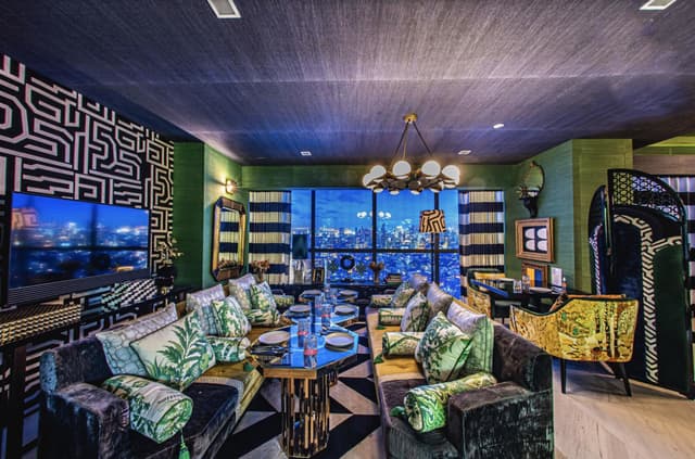 The Lounge