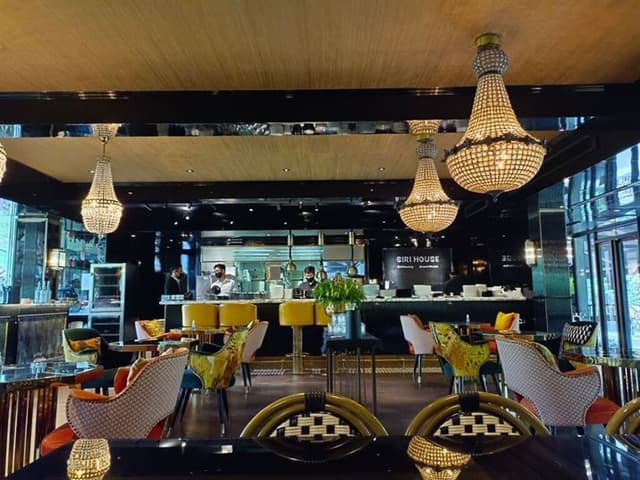 The Lounge