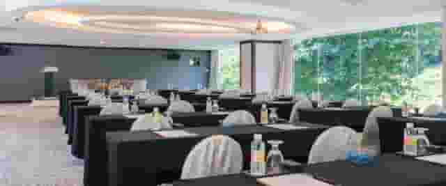 Jupiter Room
