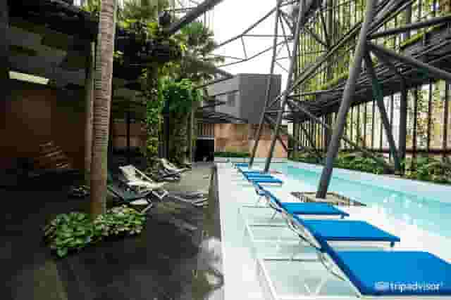 Courtyard 2 + 3