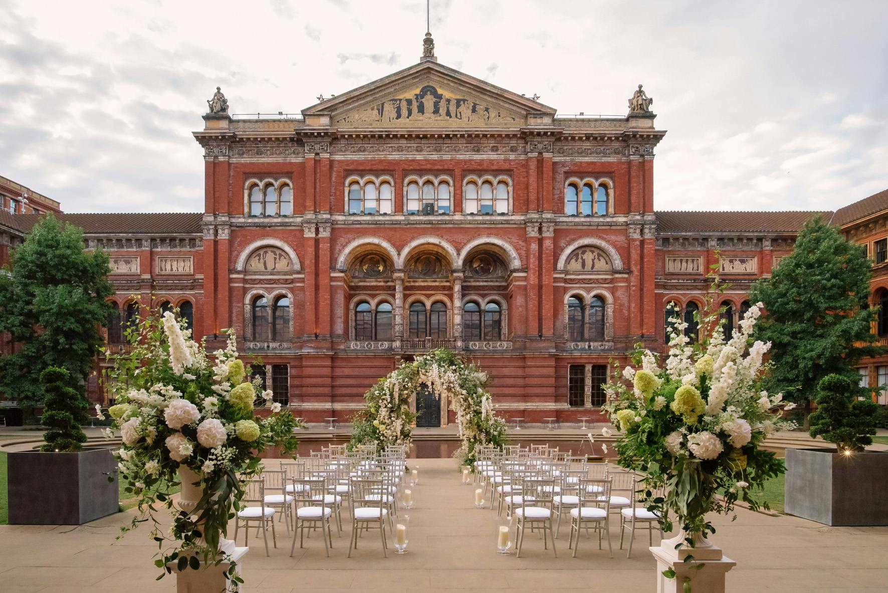 John Madejski Garden at V&A, elegant floral arrangements for weddings and events.