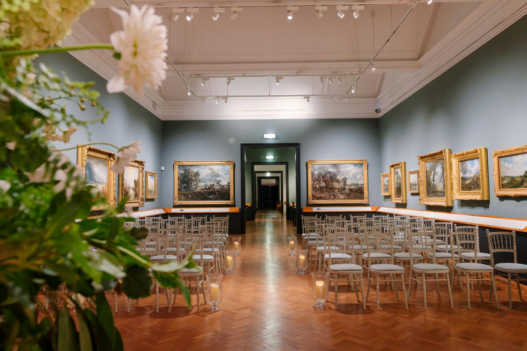 V&A South Kensington - Paintings Galleries image 1
