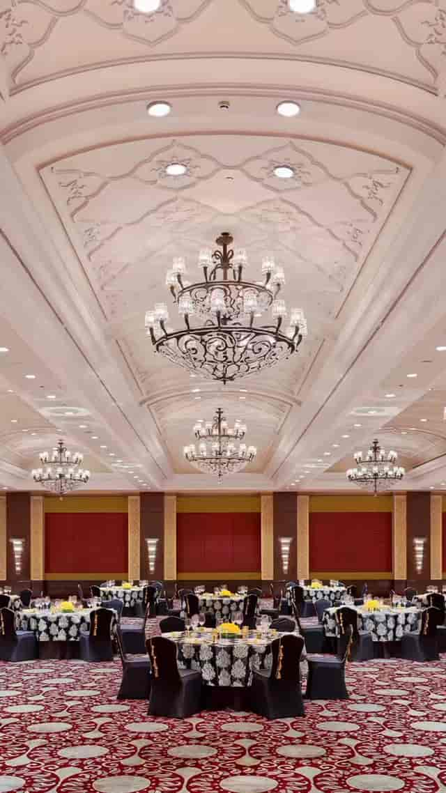 Elegant Durbar event space in Taj Palace, New Delhi with ornate chandeliers for upscale galas.