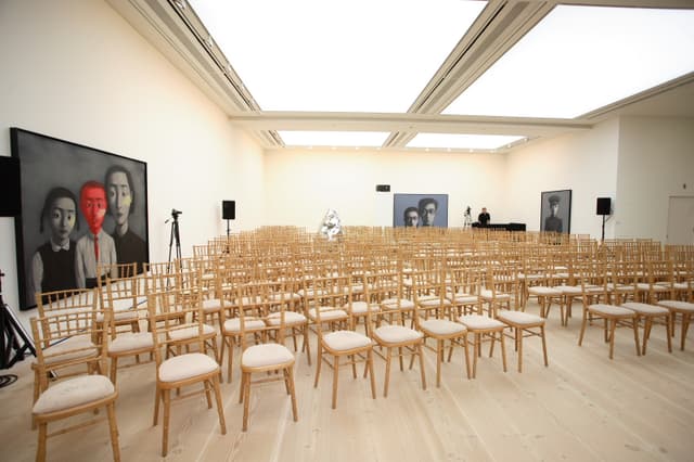 Saatchi Gallery