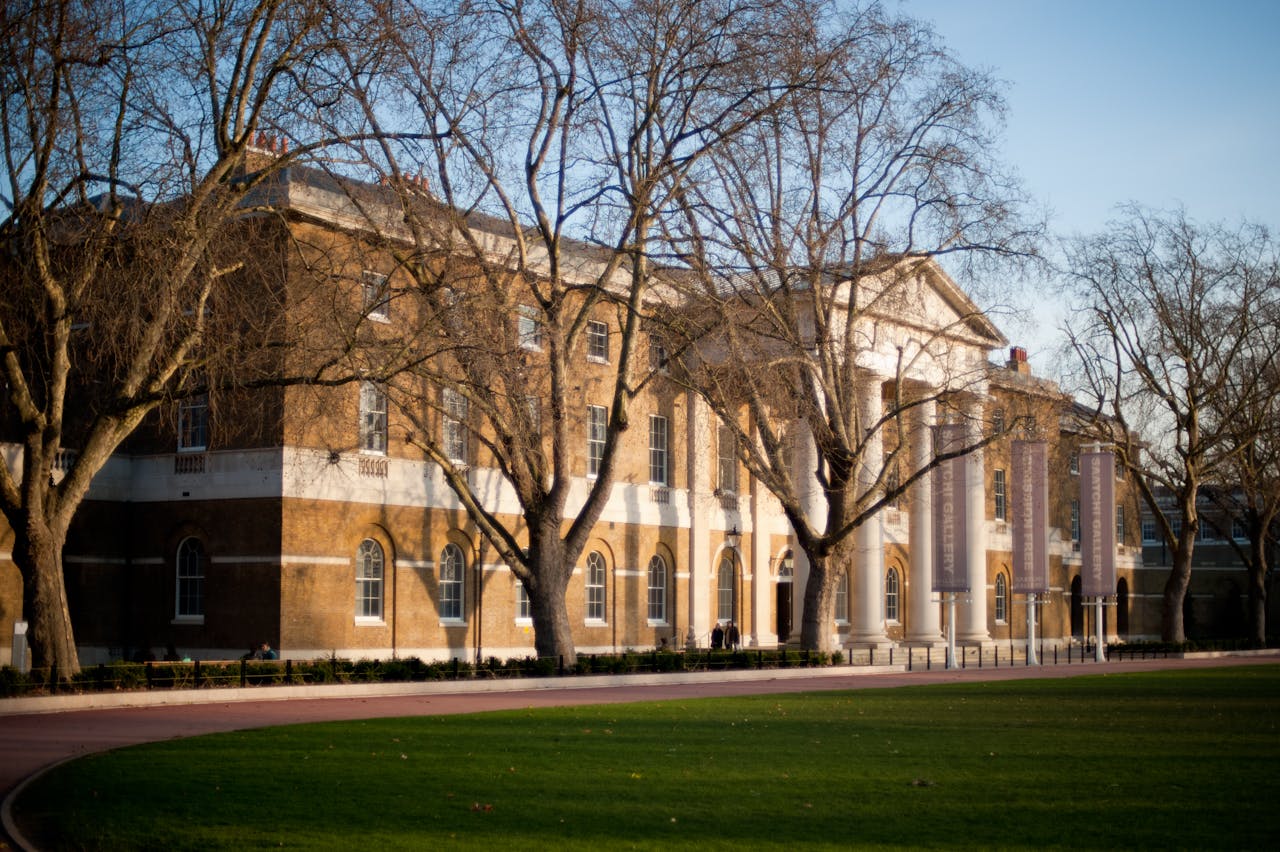 Saatchi Gallery - image