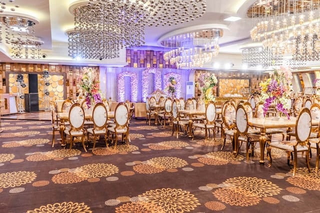 Grand Ballroom at Radisson Blu, Faridabad: elegant chandeliers for upscale events.