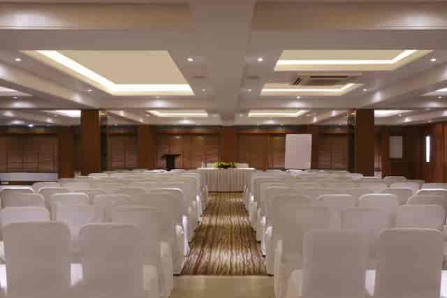 Banquet hall in Lemon Tree Premier Jaipur, featuring a professional conference setup.