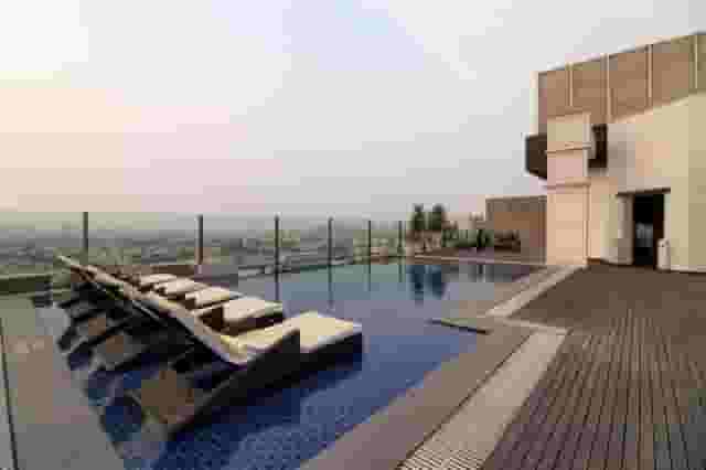 rooftop pool