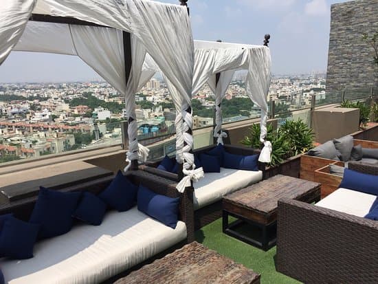rooftop pool