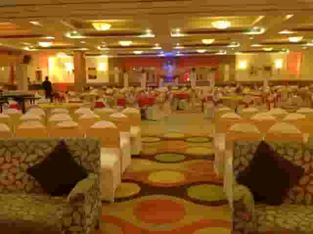 Banquet hall