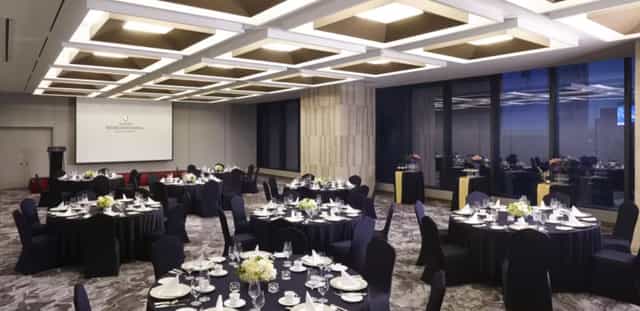 Azalea Room at InterContinental Grand Seoul Parnas, elegant dinner setup for corporate events.