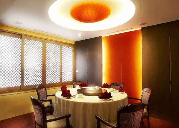 Elegant meeting room in Hotel Koreana, perfect for intimate gatherings and exclusive events.