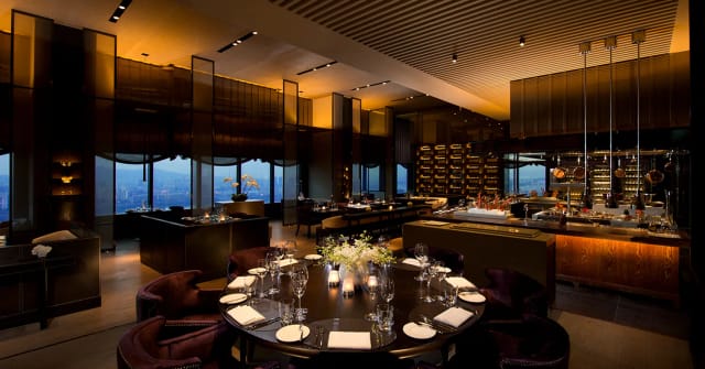 Private dining room at 37 Grill & Bar, elegant setup for corporate events and gatherings.