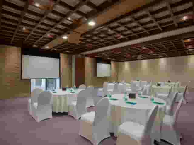 Meeting Rooms