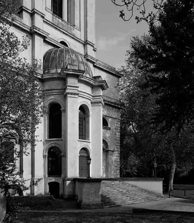 Historic Hawksmoor300 Limehouse venue with elegant architecture, perfect for upscale events.