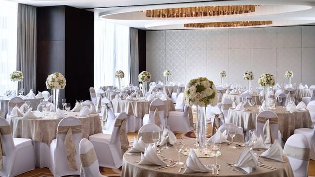 Moevenpick Hotel Colombo - Colombo, Sri ...