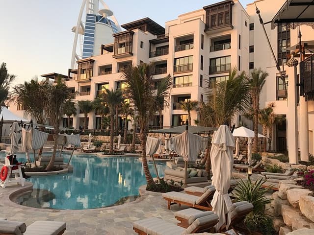 Sunset Lounge