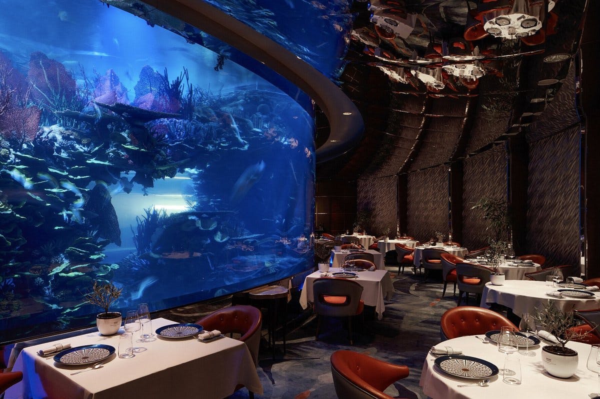 Underwater-themed dining at Mahara, Dubai Creek Resort, ideal for exclusive events.