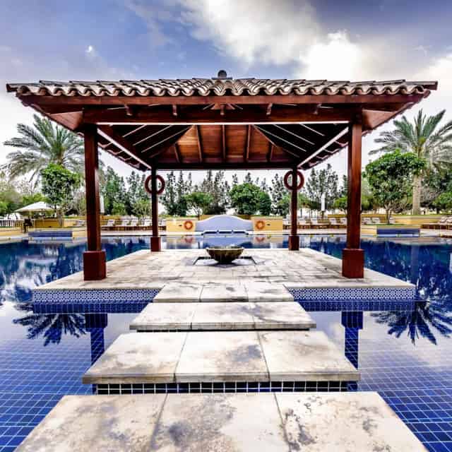 Pool Lawn