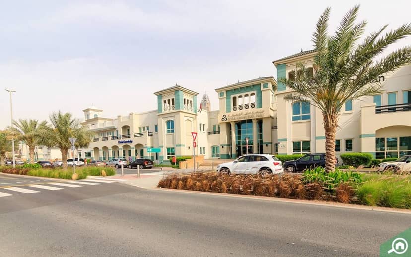 Event venue in Dubai Knowledge Park with modern architecture and outdoor space for gatherings.