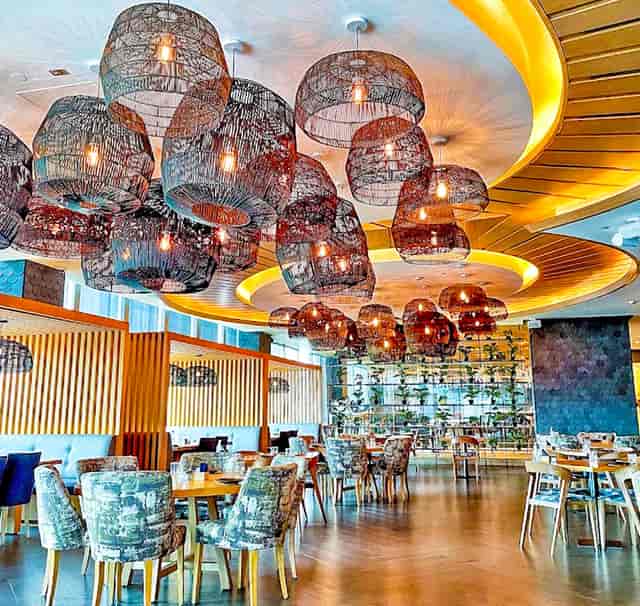 Modern restaurant in Wakame with stylish lighting, perfect for upscale events and gatherings.