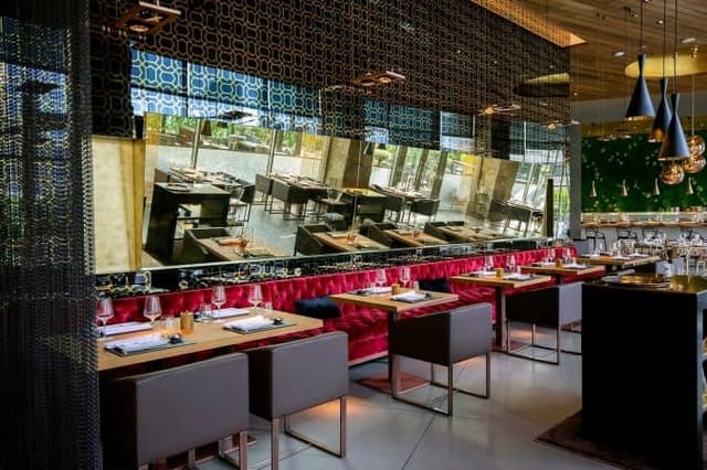 Sushi Bar