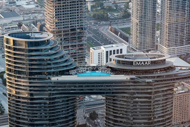 CÉ LA VI Dubai