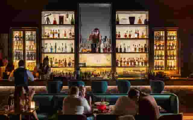 Lounge Bar
