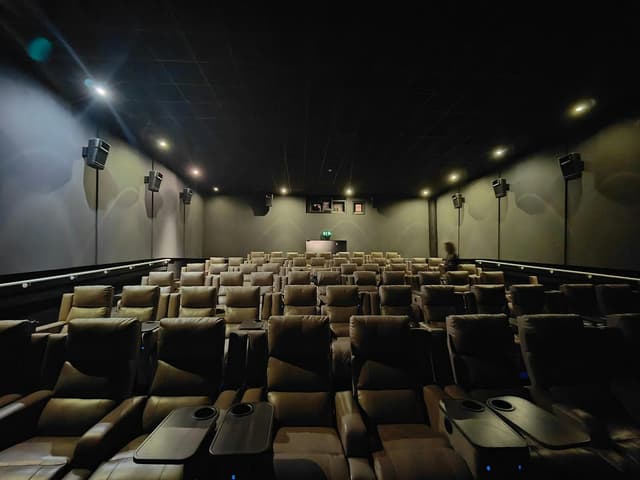 ODEON LUXE Swiss Cottage