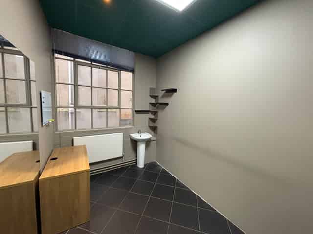 Personal Office Space/Treatment Room