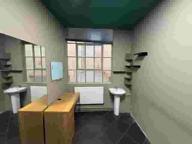 Personal Office Space/Treatment Room