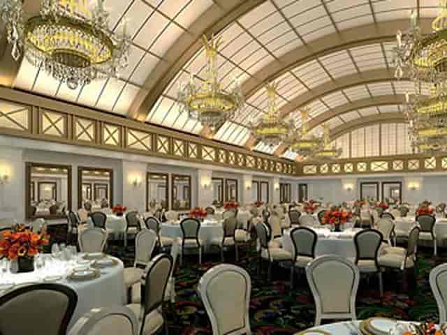 Elegant JW Marriott Chicago banquet hall with chandeliers, perfect for weddings and galas.