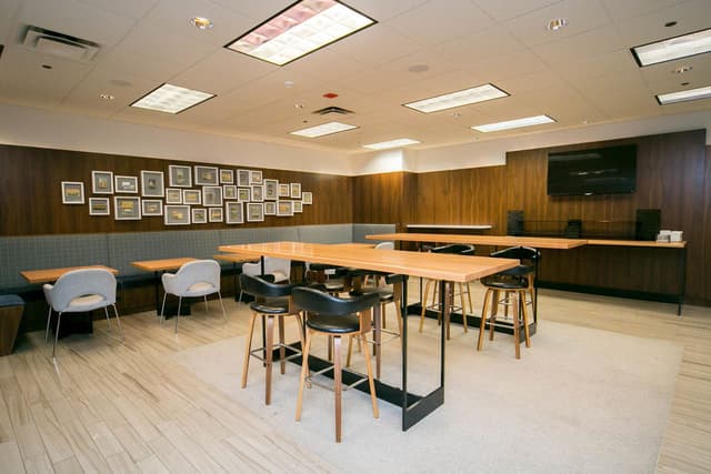 Kinzie Hotel