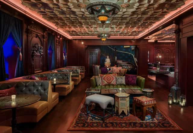 Foundation Room Dining Room at House of Blues Chicago, luxurious lounge for events.