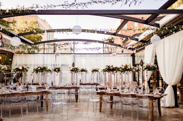 Banquet hall