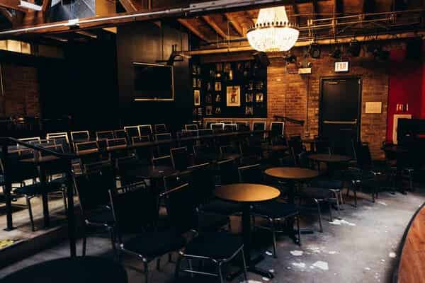 Comedy club