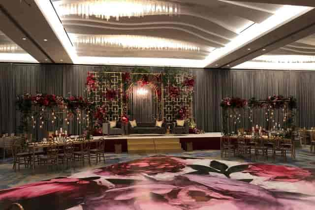 Live Oak Ballroom at InterContinental Houston, elegant floral backdrop for weddings and events.
