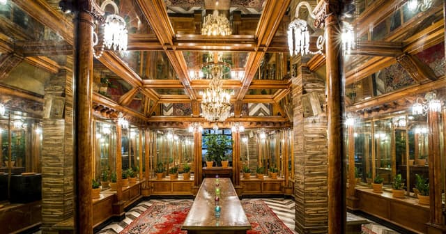 The Jewelry Store Private