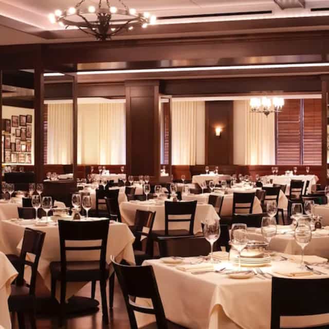Elegant dining room at Joe's Seafood, ideal for corporate events and private gatherings.