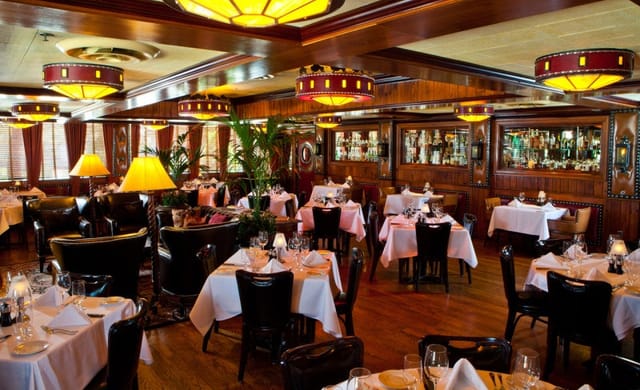 Elegant dining venue at Pappas Bros. Steakhouse, perfect for upscale events and meetings.