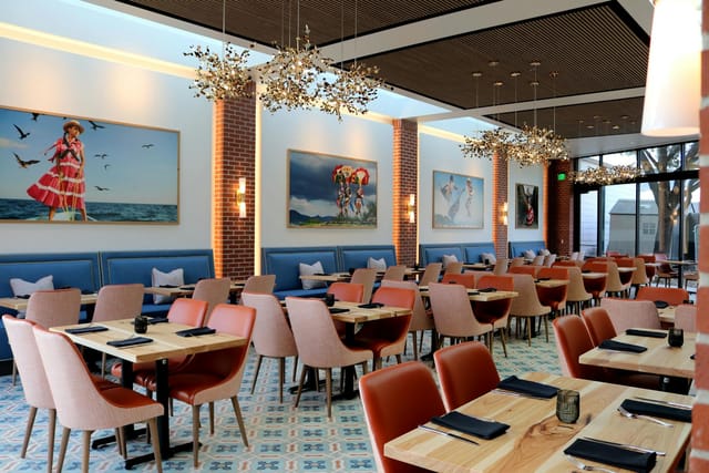 Stylish Zoila Room in Hugo's, ideal for events with elegant seating and modern lighting.