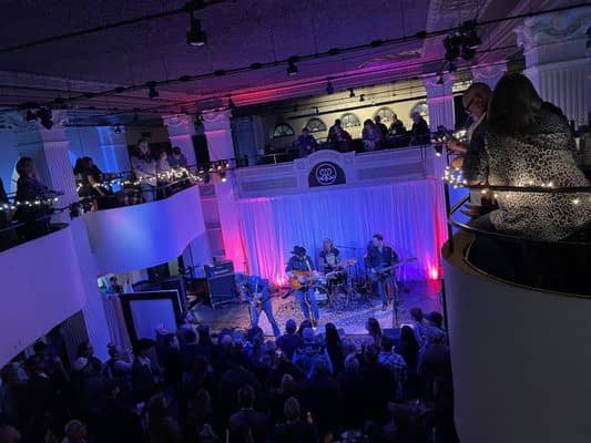 Vibrant live music event at Rockefellers Houston nightclub with engaging audience.